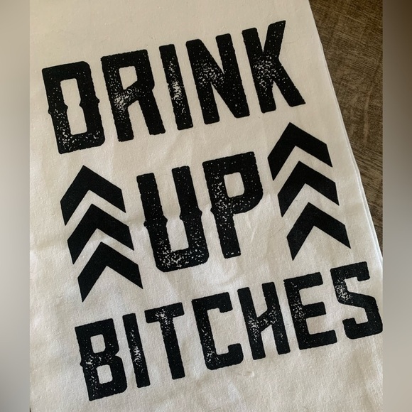 NWT Twisted Wares‎ Hanging Kitchen Towel - Picture 2 of 4